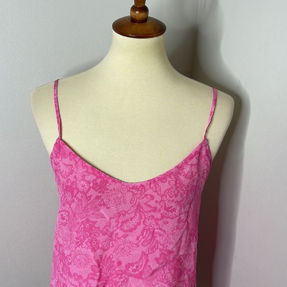 Tucker Khala Cami Hot Pink Lace in Silk Crepe Small - Picture 6 of 12